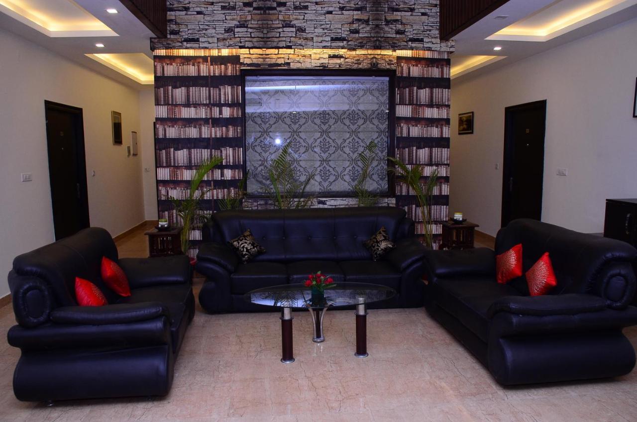 Hotel Silver Oak Paonta Sahib Luaran gambar
